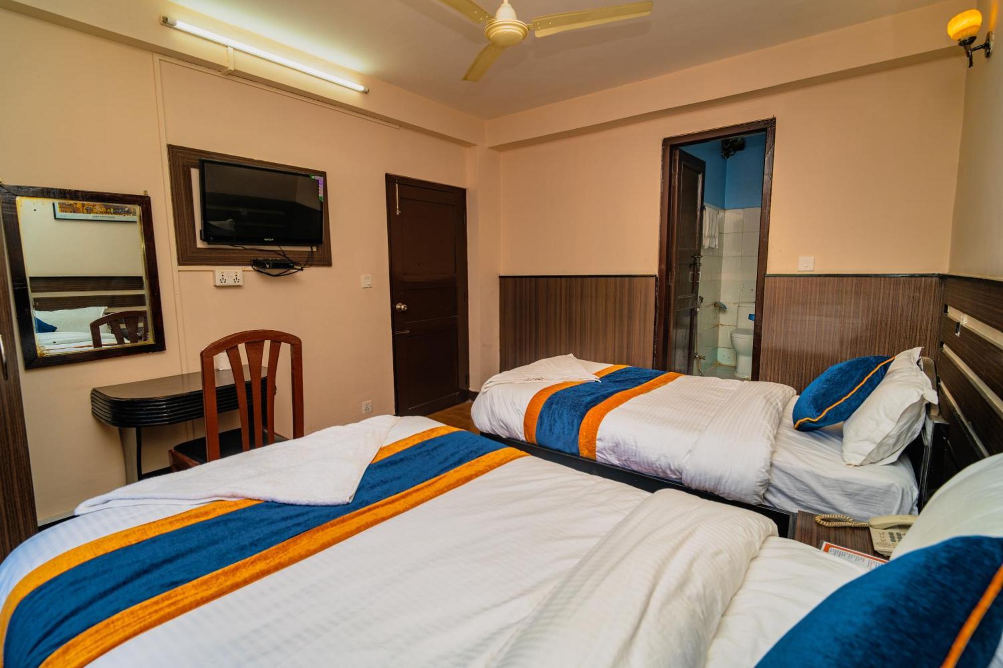 Karma Travellers Home Катманду Екстериор снимка