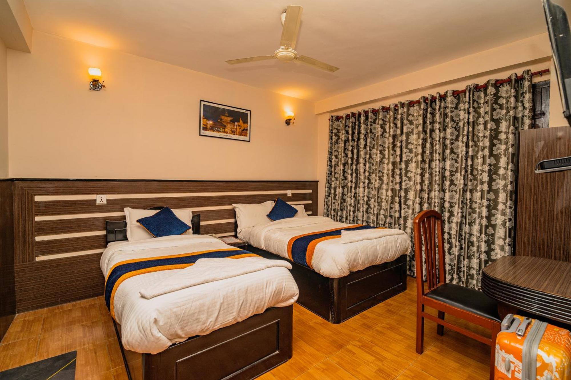 Karma Travellers Home Катманду Екстериор снимка