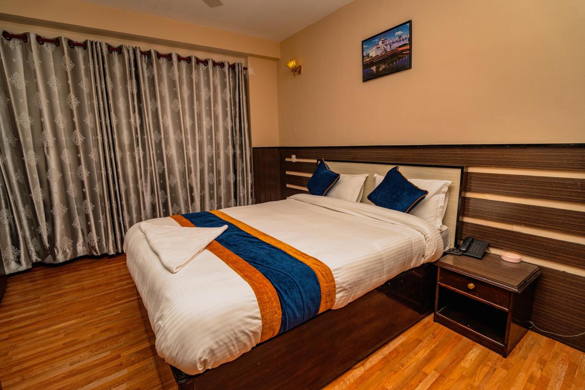 Karma Travellers Home Катманду Екстериор снимка