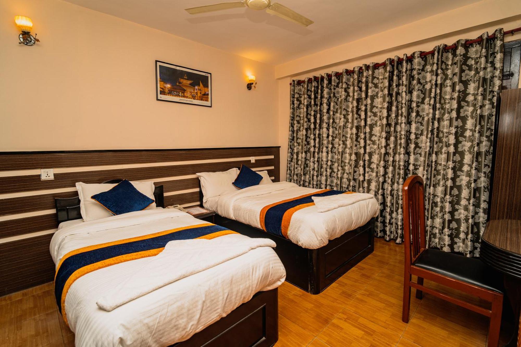 Karma Travellers Home Катманду Екстериор снимка