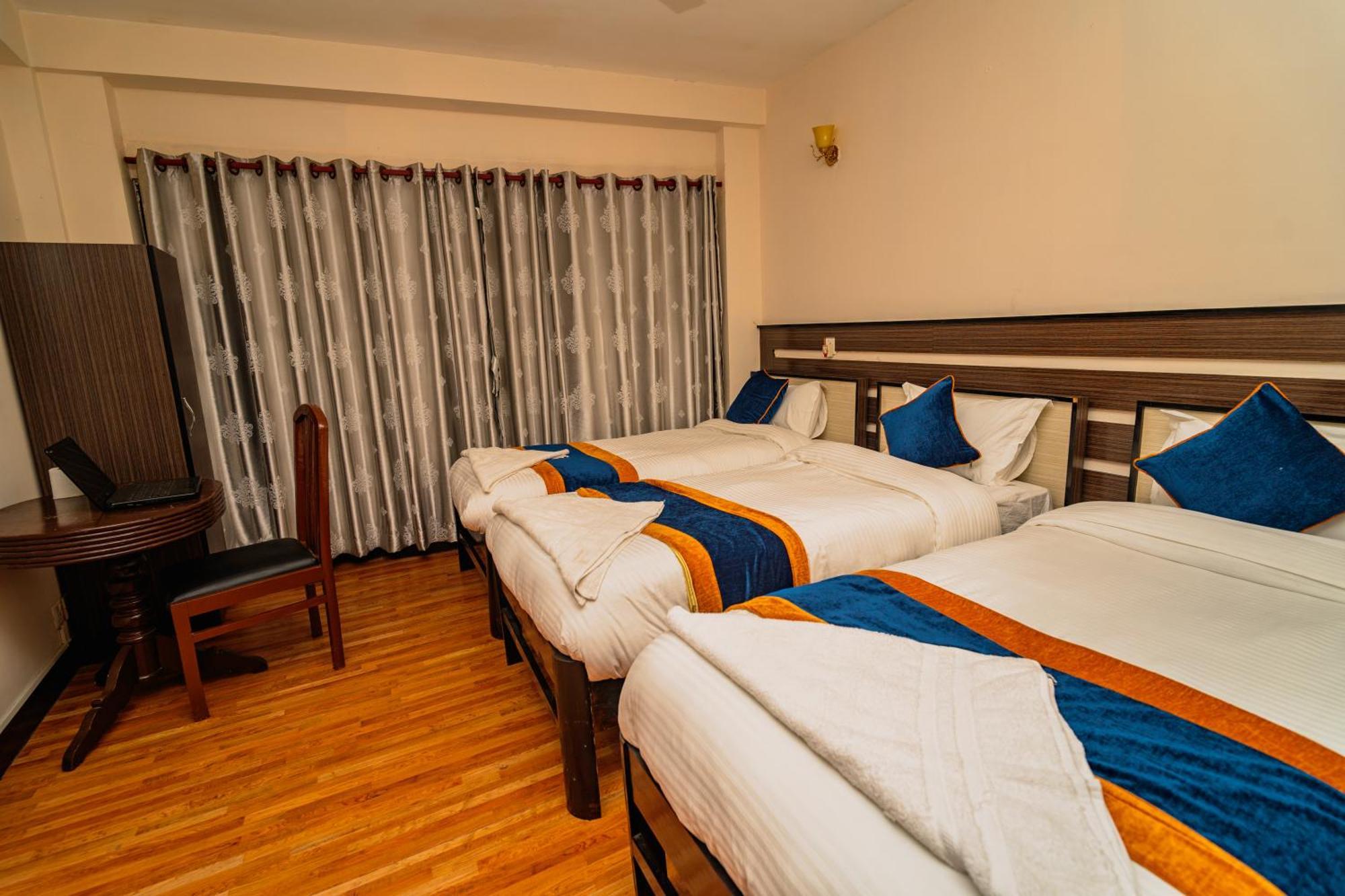 Karma Travellers Home Катманду Екстериор снимка