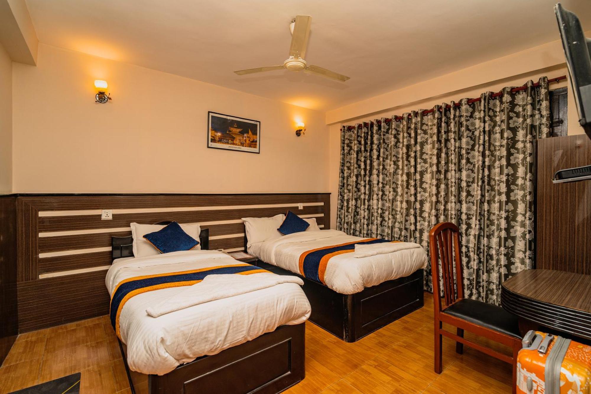 Karma Travellers Home Катманду Екстериор снимка