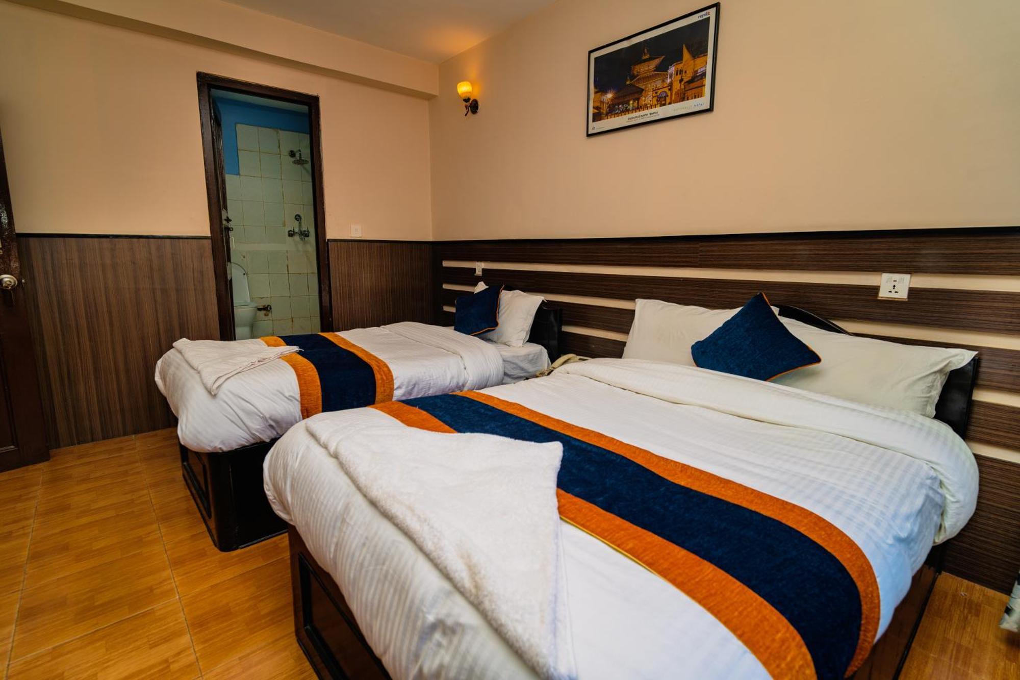 Karma Travellers Home Катманду Екстериор снимка
