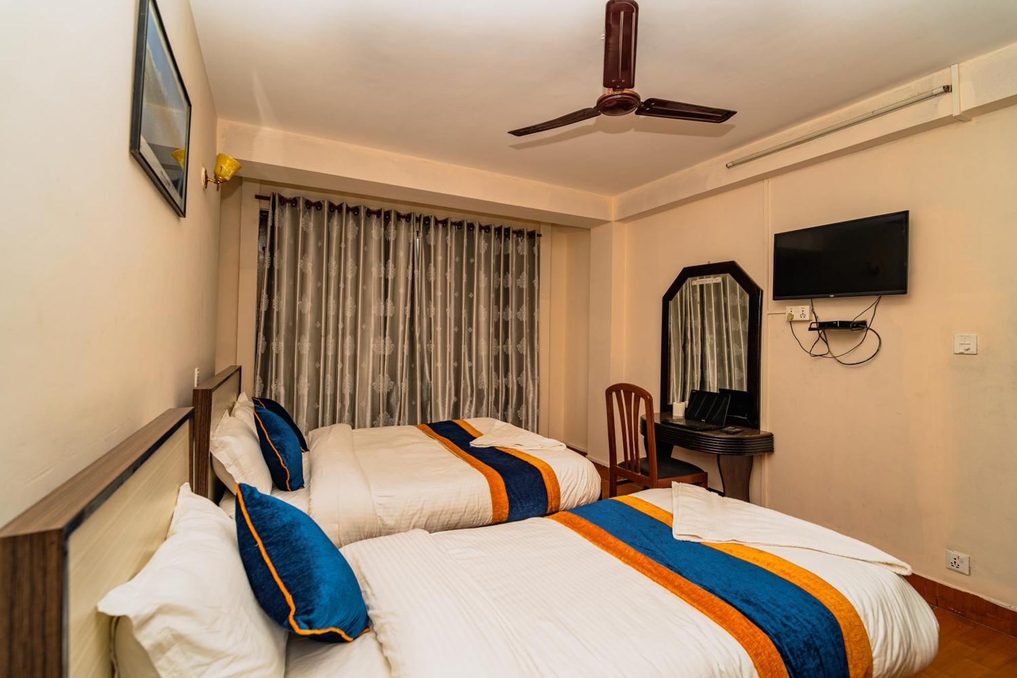 Karma Travellers Home Катманду Екстериор снимка